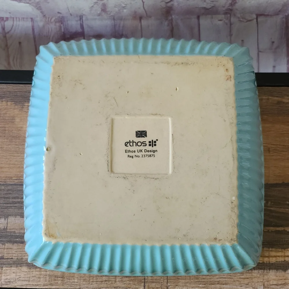 Ethos UK Design Aqua Cream Ceramic Square Baking Serving Dish 10